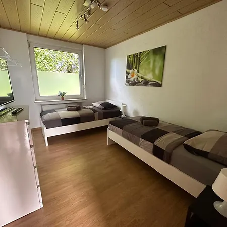 Helle Mit Wintergarten Und Badewanne Appartement *